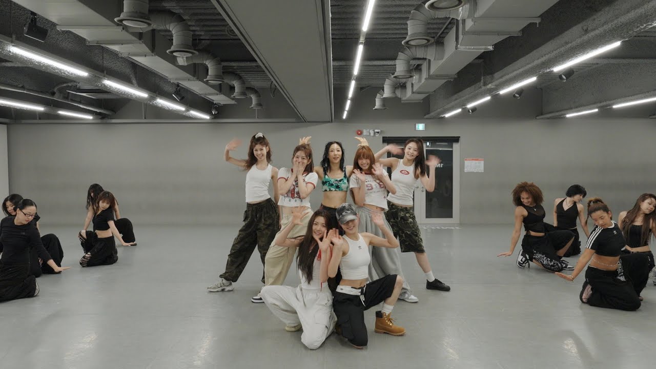 AtHeart 앳하트 ‘Push Back’ Dance Practice