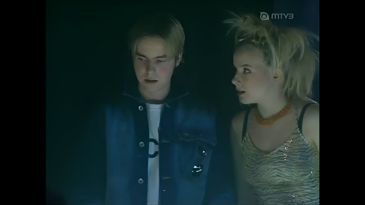 Salkkarit - Teemun keikka Geelissä (2002)