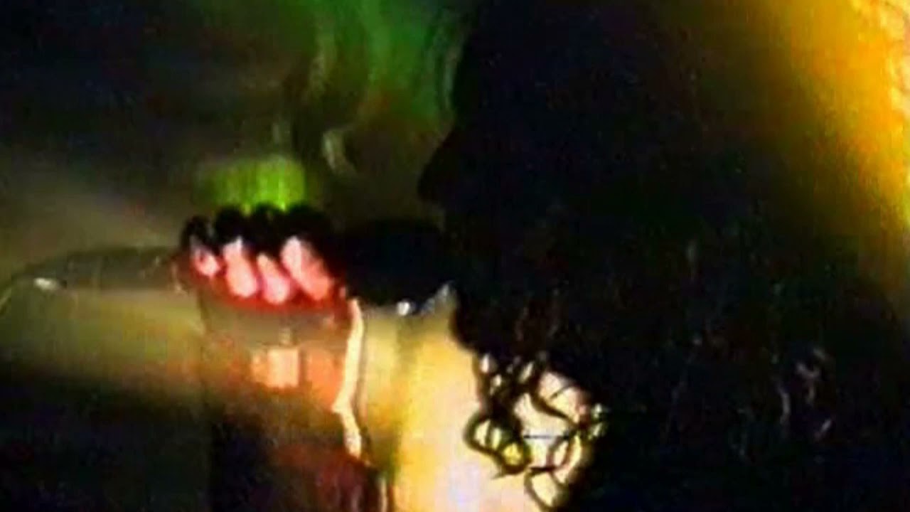 SANDKINGS : Tomorrow Never Knows : Recorded live at The Lord Raglan, Wolverhampton.20/9/91.