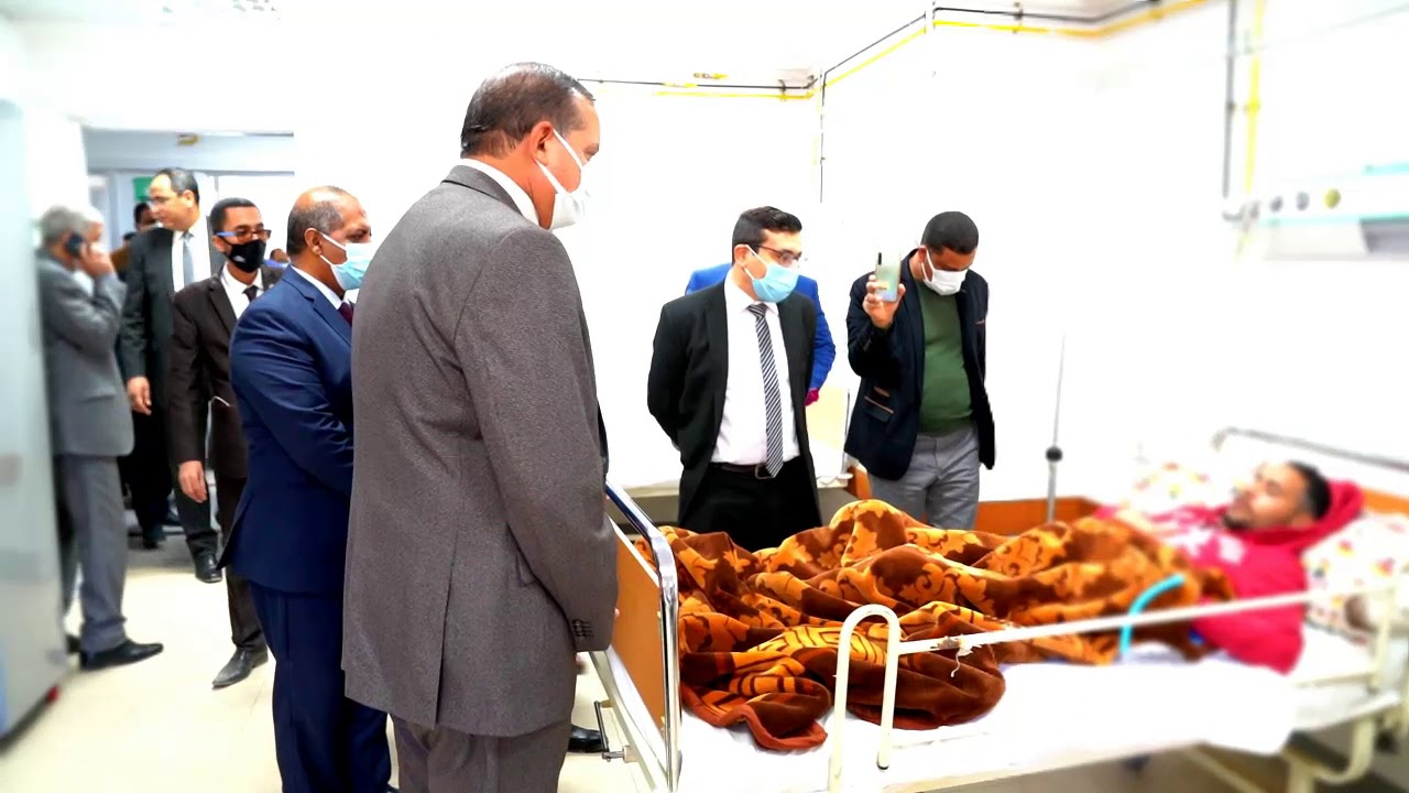 رئيس جامعة سوهاج يفتتح قسم جراحة القلب والصدر بالمستشفي الجامعي بعد تطويره بتكلفة ٢٢ مليون جنيه
