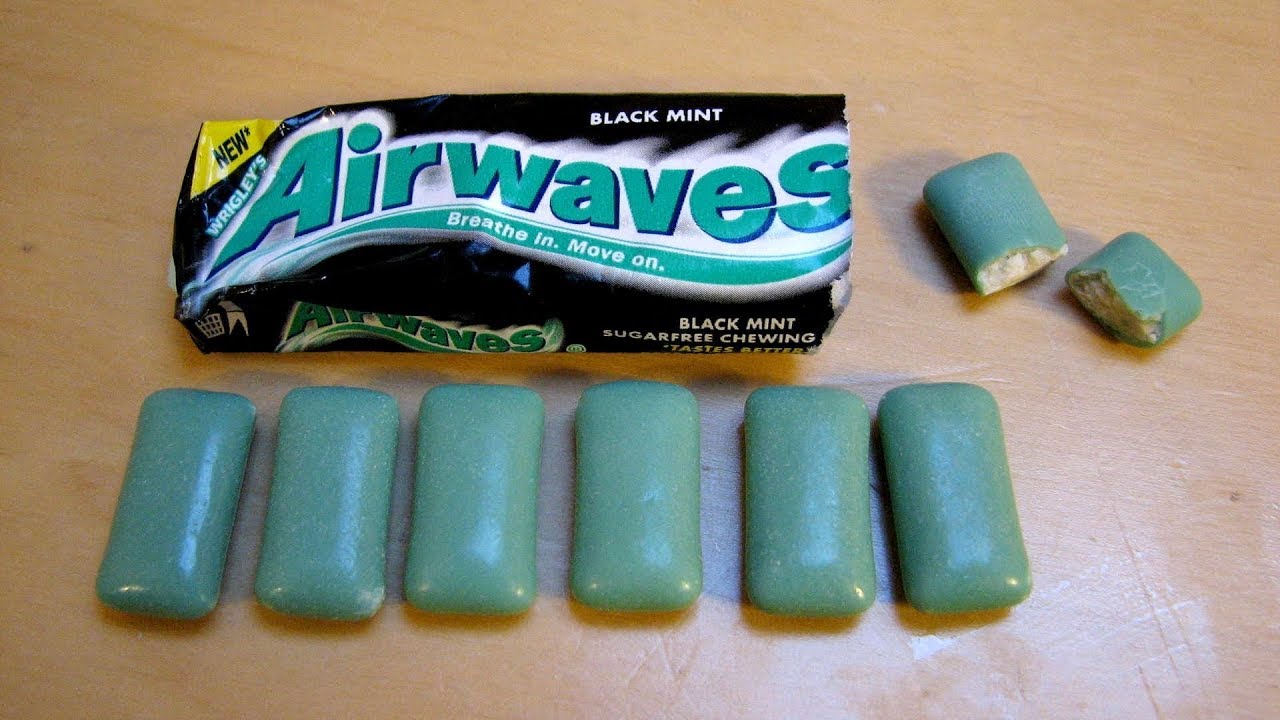 ASMR#3 chewing and mouth sounds  TicTac+Airwaves