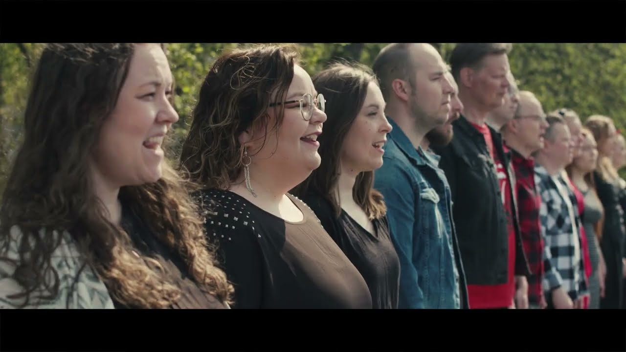 Voice-kuoro -  Oothan tässä vielä huomenna