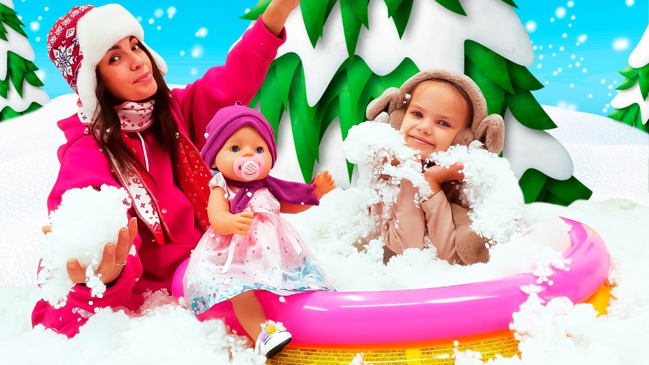 Puppen Video für Kinder. Maya und Lina schmücken das Haus für Weihnachten.