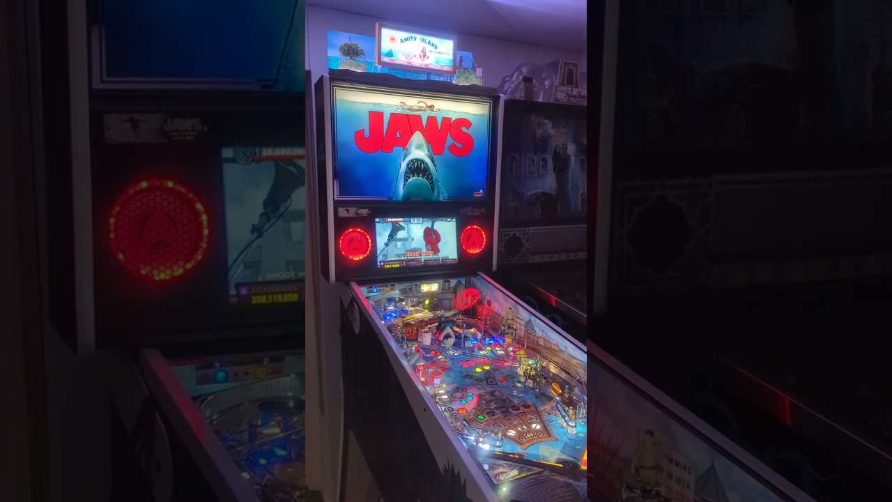 Stern Jaws Pinball Topper