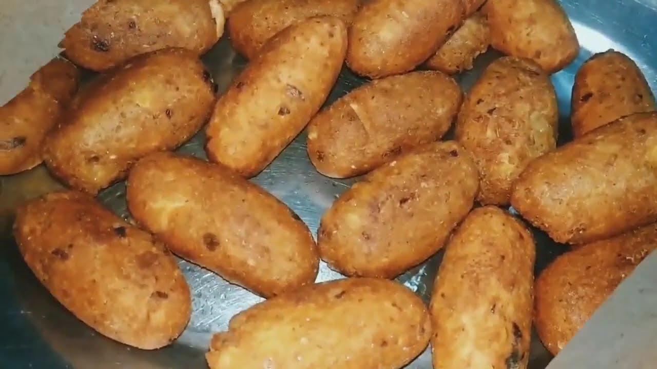 कच्चे केले की स्वादिष्ट कोफ्ता करी | Kacche Kele Ki Kofta Curry | Easy Banana Kofta Recipe