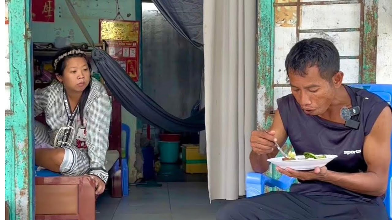 Tới công chuyện ngọc bem um sùm thành ráng nuốt cơm vừa nghe vợ chưởi.!