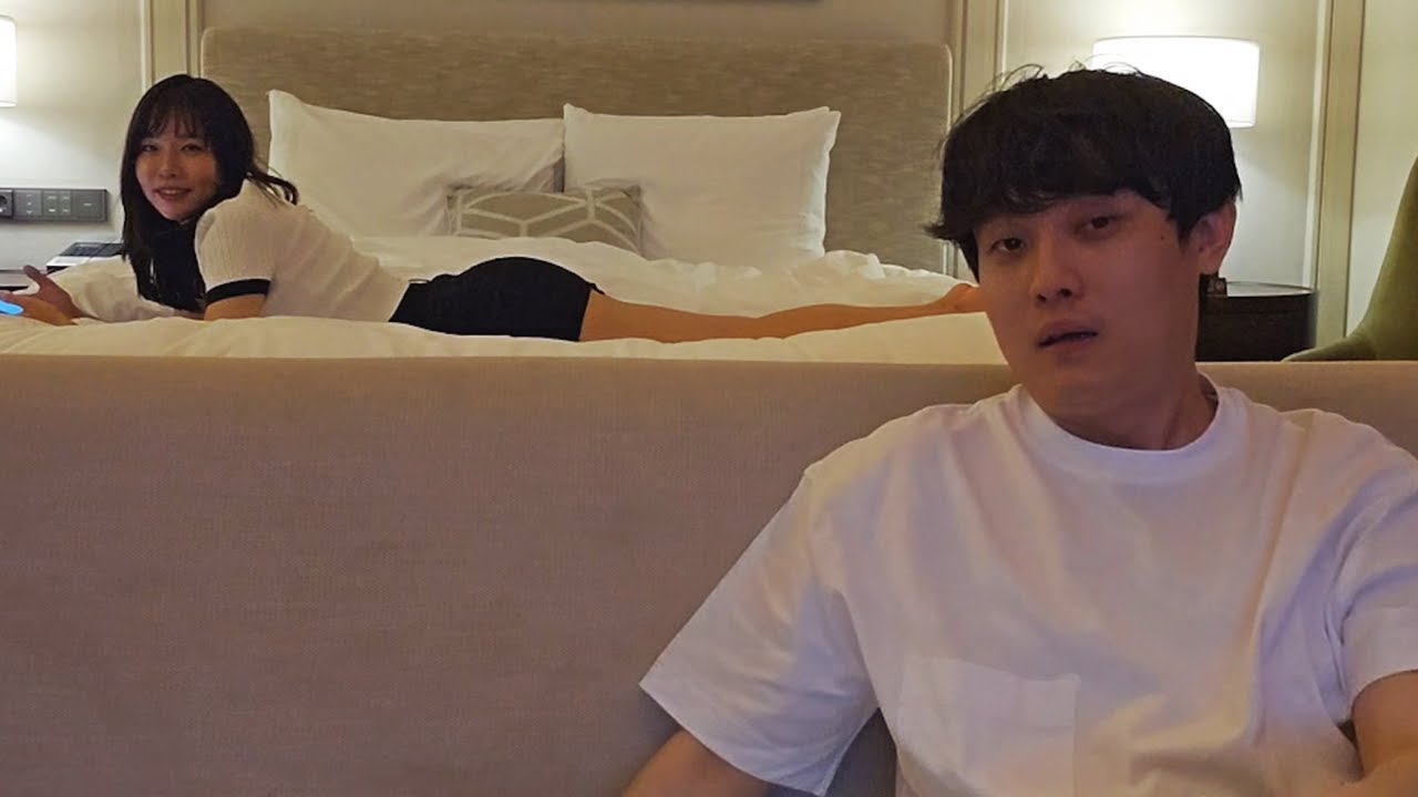 왜 침대가 하나야?