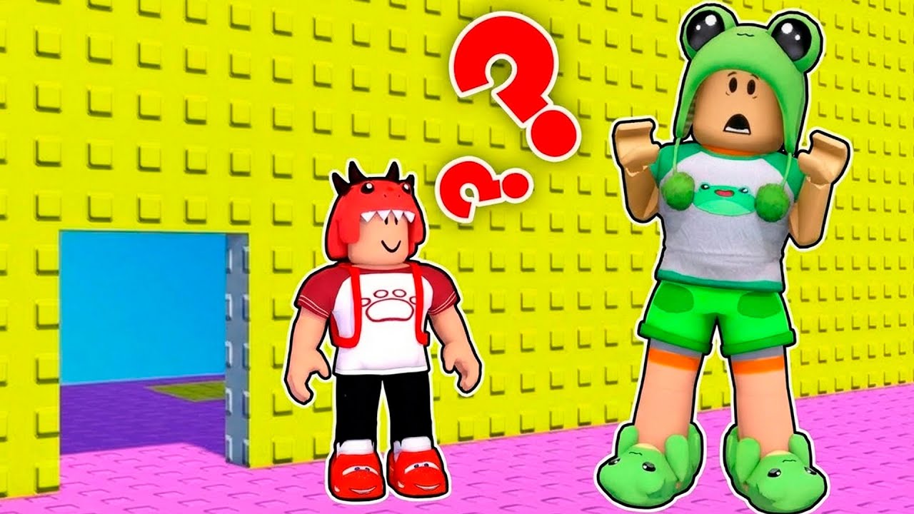 😱 Red Dino & Mikey Frog GIANT vs TINY - Roblox Obby