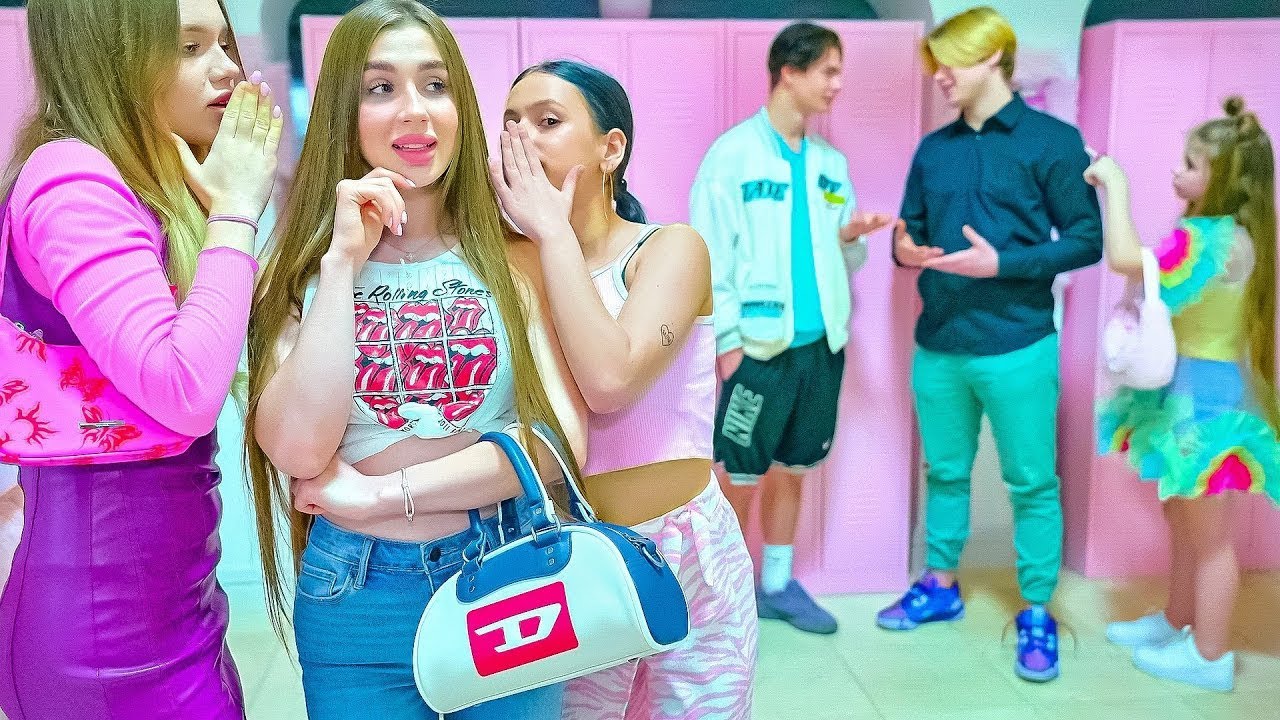 KONKURSAS MERGINOMS BUNNY AKADEMIJOJE! Kas laimės pasimatymą su Smile ir Timuru?