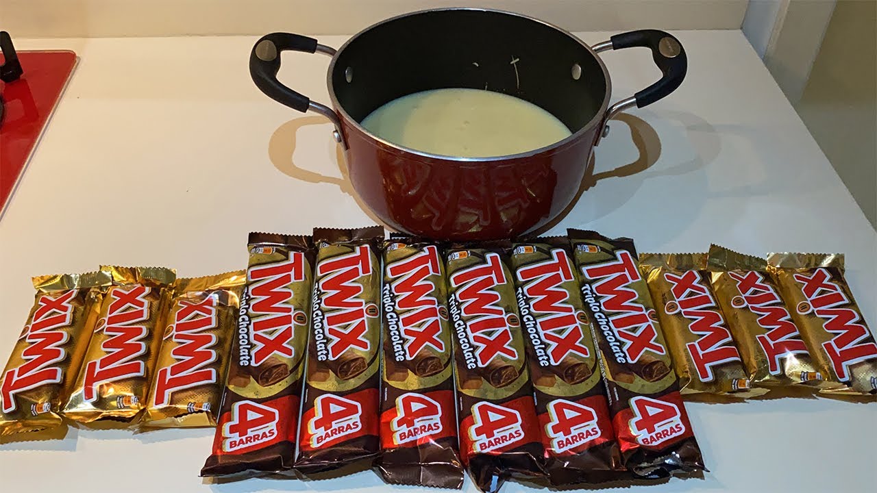 FIZ UM MEGA BRIGADEIRO COM MUITOS CHOCOLATES TWIX!! (Ficou bom ou ruim?)