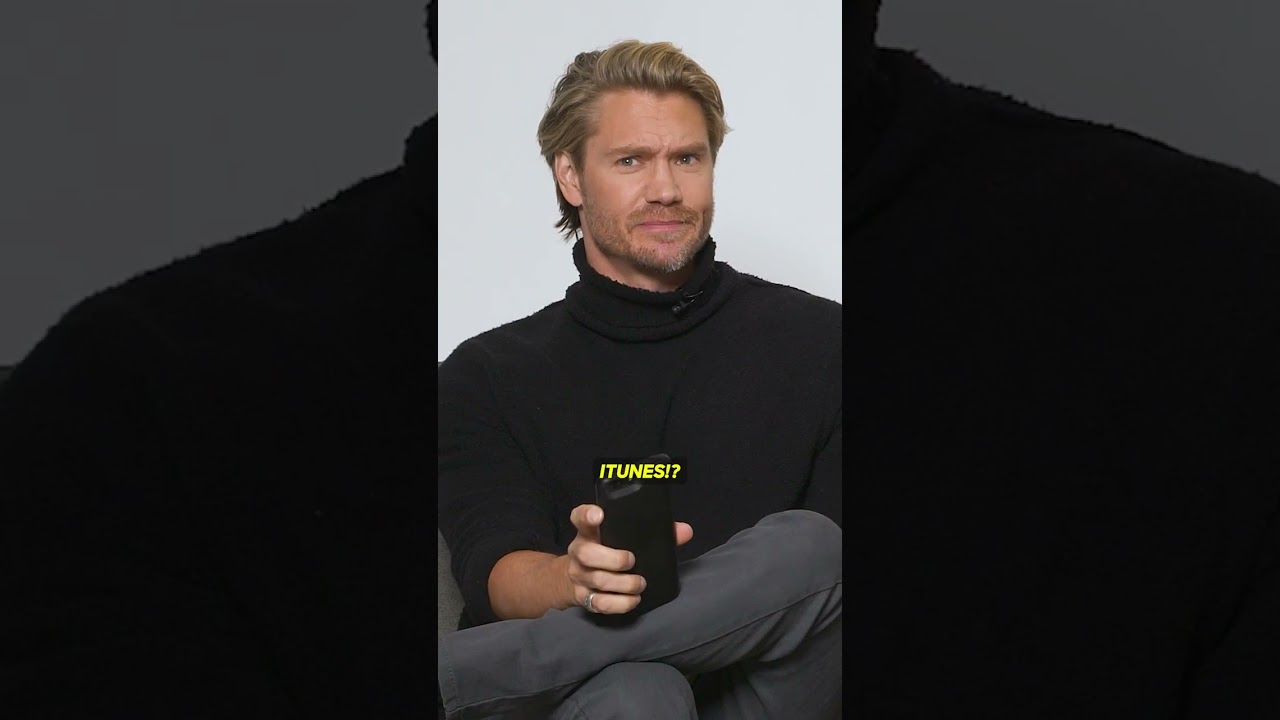 CHAD MICHAEL MURRAY STILL USES ITUNES!? | MUCHMUSIC