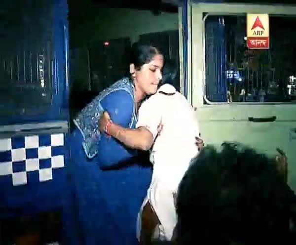 Auto driver thrashed woman out of auto, wants more fare