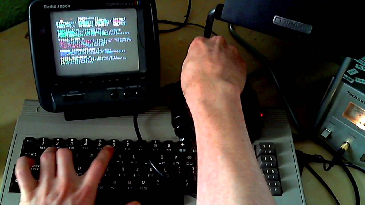 Cynthcart and DIY Paddle for Commodore 64