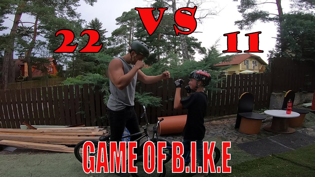 11 vs 22 let !! GAME OF BIKE !!