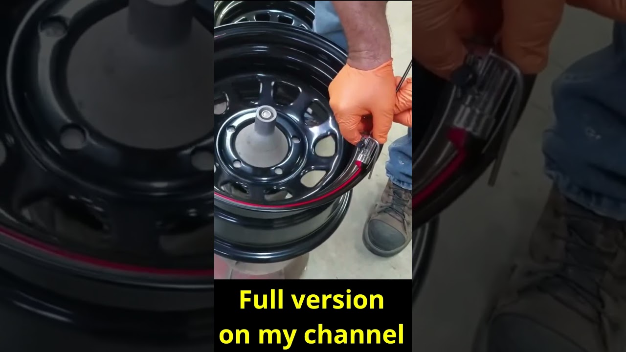 Pin Striping an Auto Wheel with a Beugler tool
