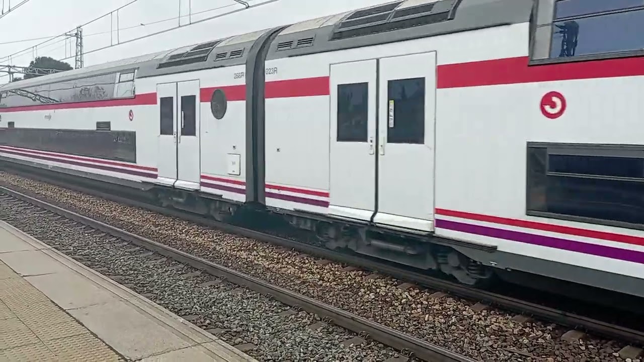 Renfe Cercan&iacute;as Madrid L&iacute;nea C8 Torrelodones Serie 450