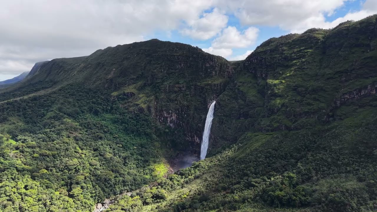 Cachoeira Casca d'Anta | Onde o Rio São Francisco nasce entre as pedras da Canastra