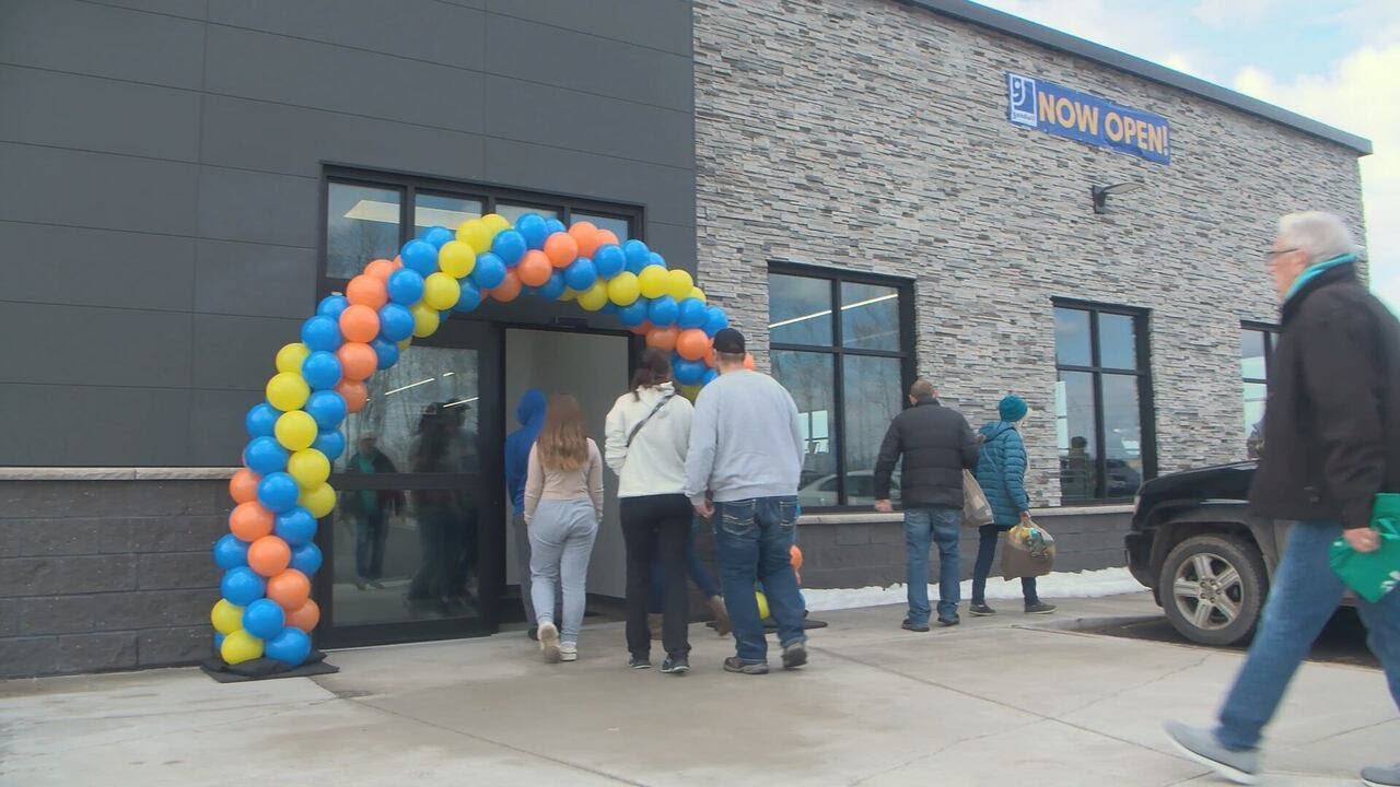 Hermantown Goodwill celebrates Grand Opening