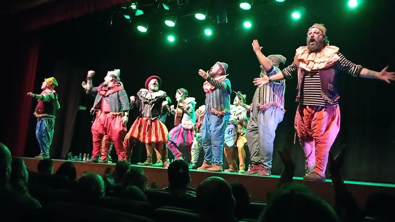Fali Vila no puede terminar de cantar la presentación de 