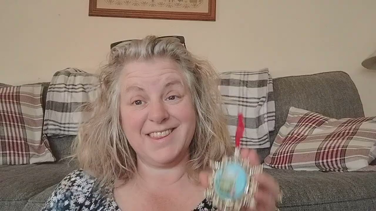 Flosstube #79 WIP Parade, FOs, and a Special Guest!