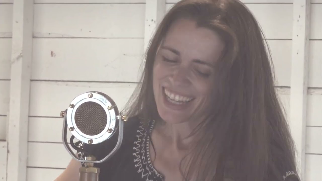 “Pull the Moon” Caitlin Canty with Brittany Haas and Paul Kowert GMBR