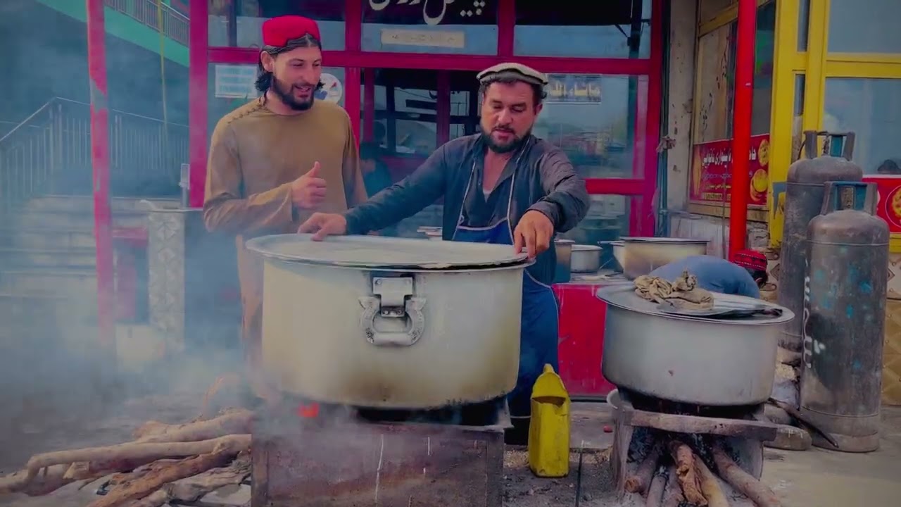 one of the famous restaurant in Afghanistan: Qadeem Shinwari:-  for more videos subscribe my channel