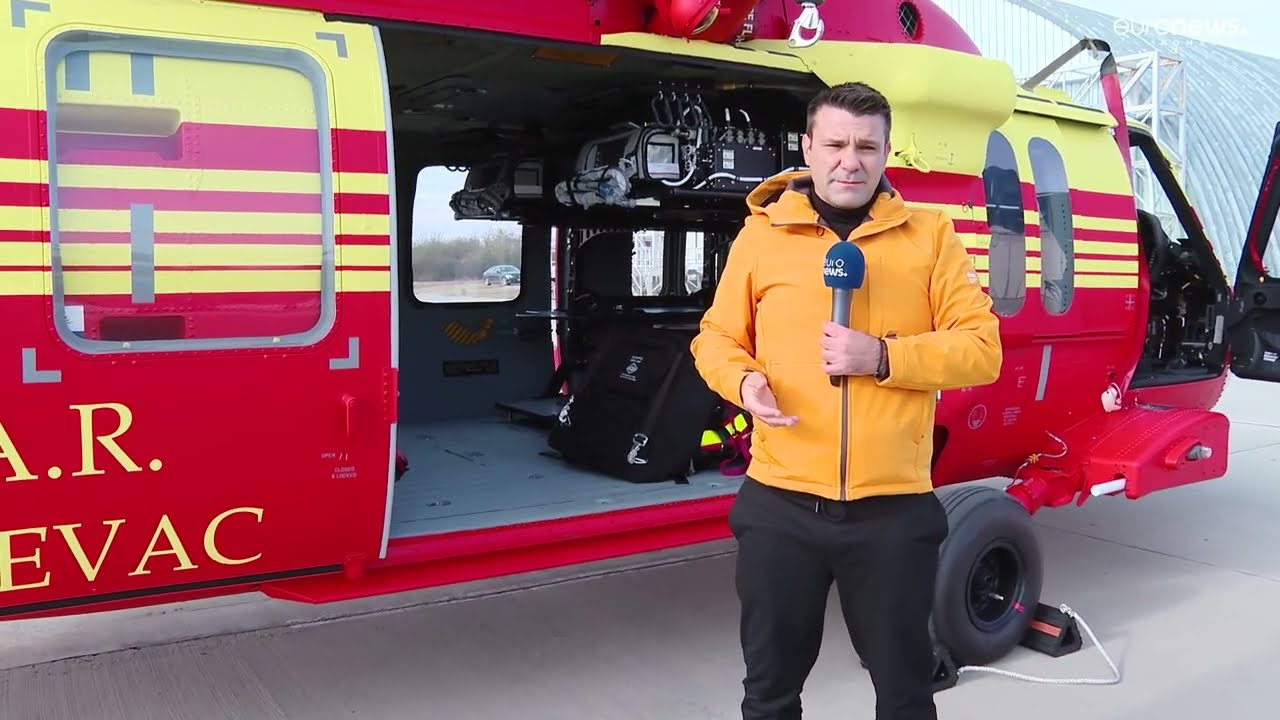 Elicopterele Black Hawk, transformate în mini-spitale aeriene, pentru misiunile de salvare
