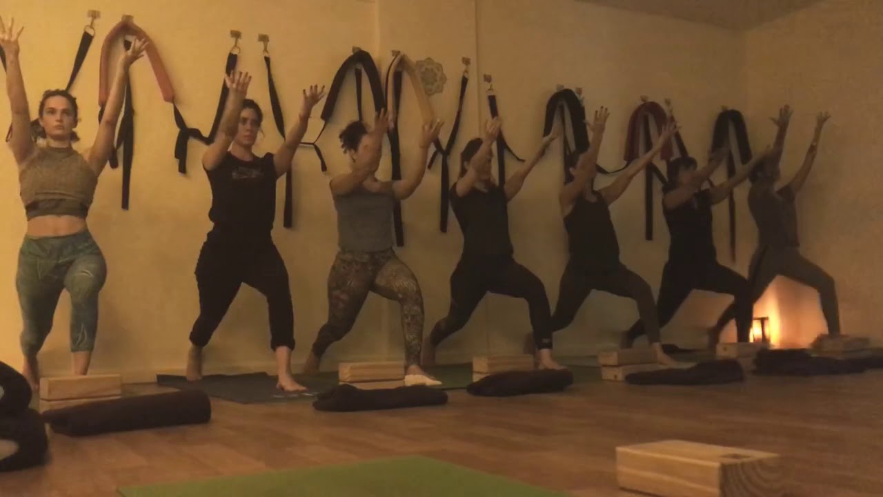Clase en Pared y Columpios 2
