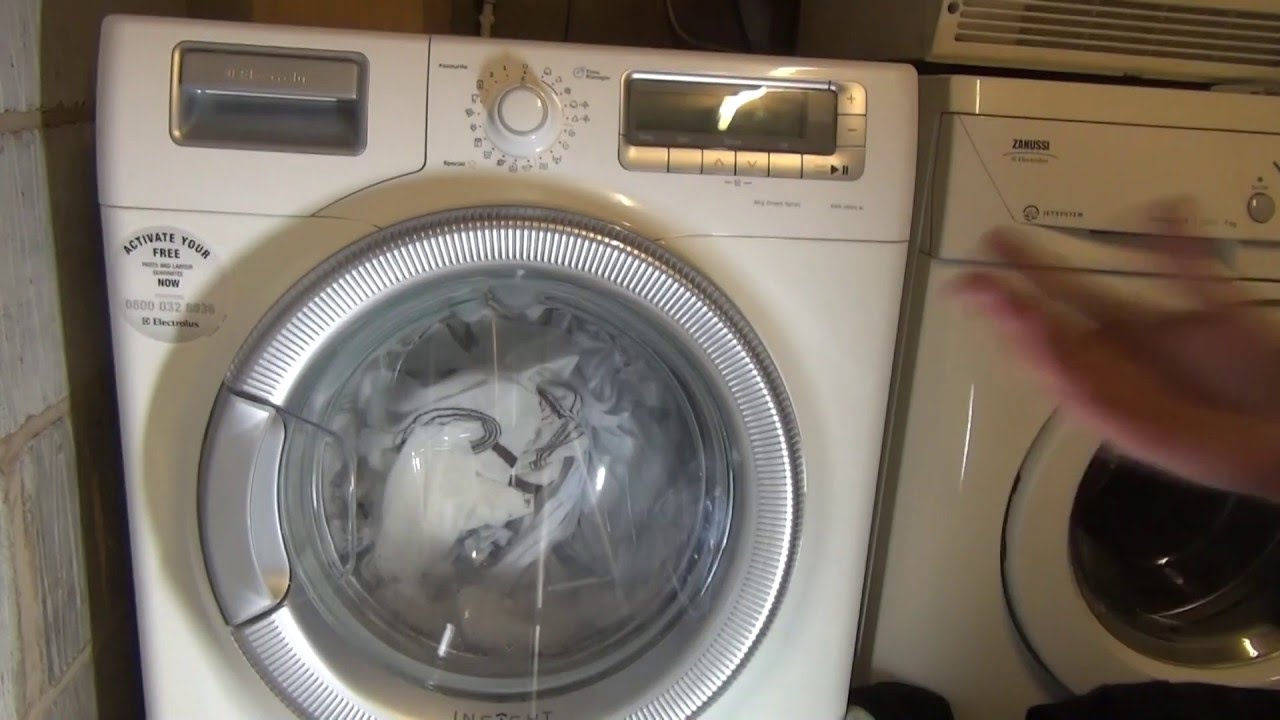 Electrolux Time Manager EWN14991W Washing Machine : Demo Mode