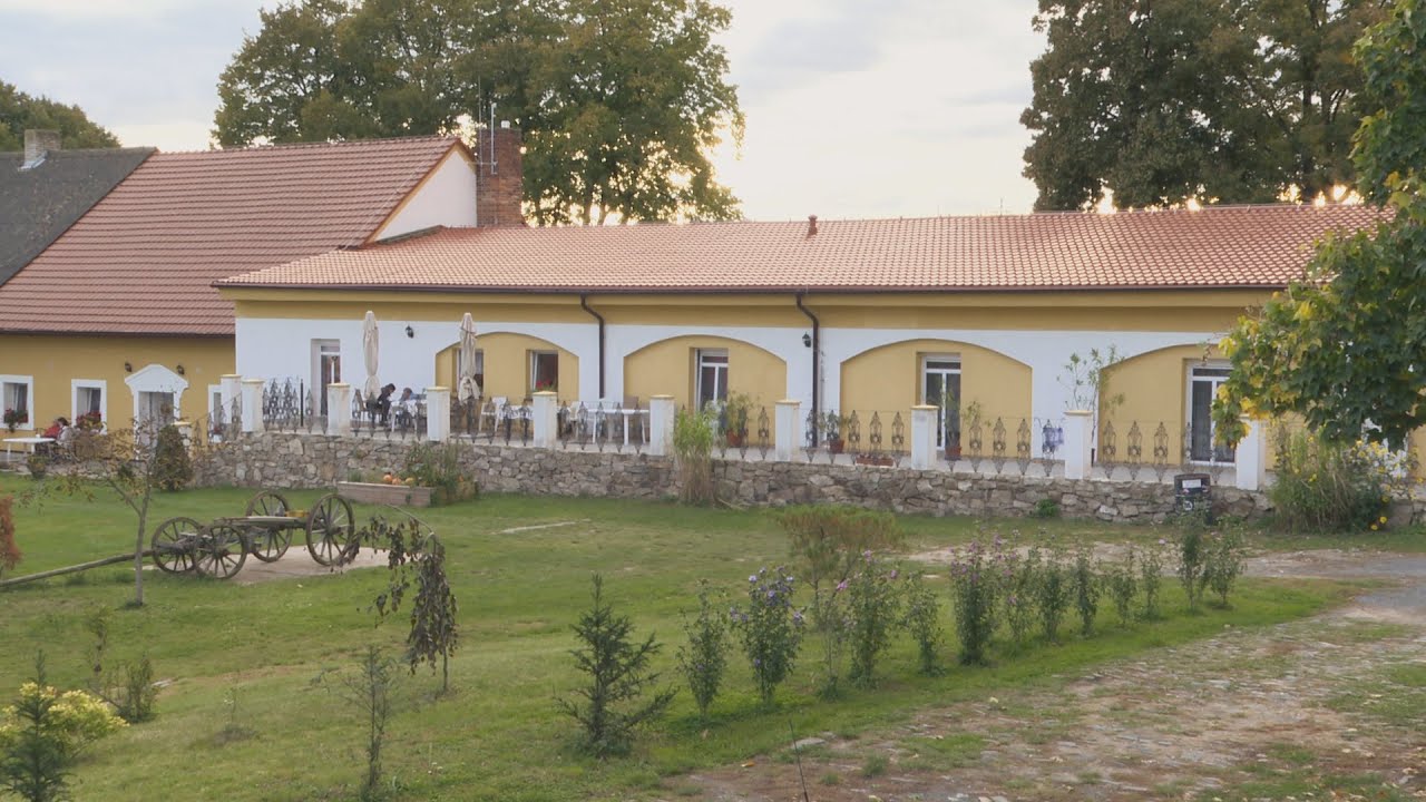 TV Čáslav S09E02 - Důstojné stáří - Dvůr Karlov