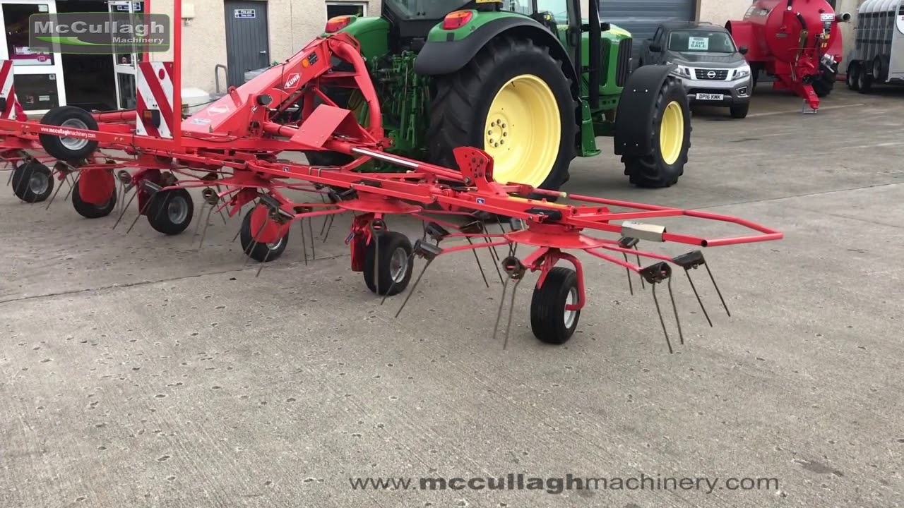 2011 Kuhn GF7802 6 Rotor Tedder