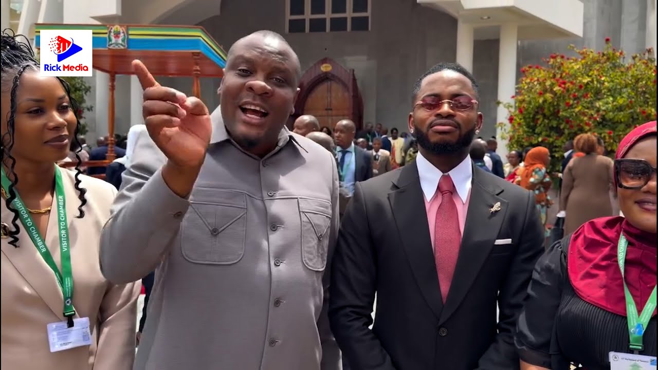 SHOMBO za BABA LEVO mbele ya DIAMOND baada ya KUAPISHWA BUNGENI....