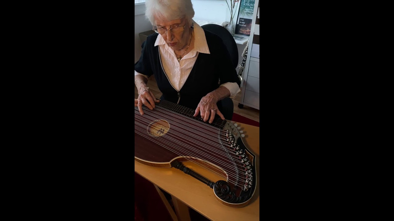 Die Zufriendenheit K 349  Zither Play along HD 1080p