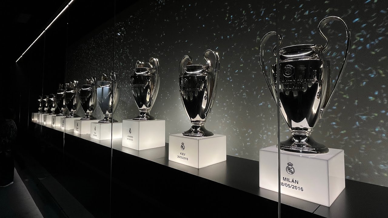 RECORRIENDO EL SANTIAGO BERNABÉU | TOUR POR LA CASA DEL REAL MADRID 