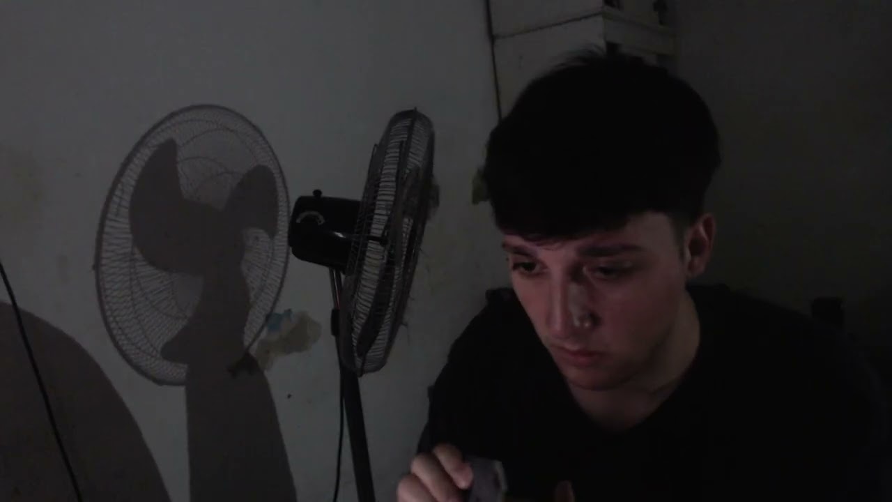 Mi primer asmr xd