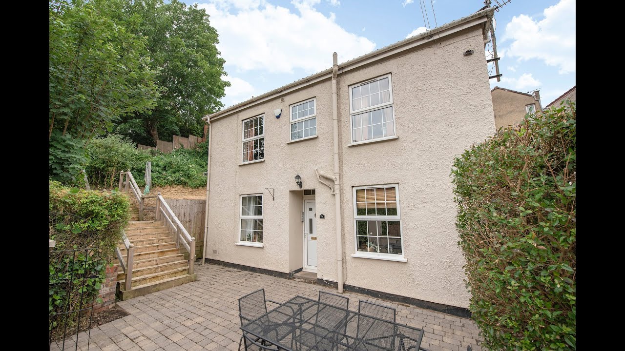 Hollis Morgan | Auction - 74 Park St, Totterdown, Bristol