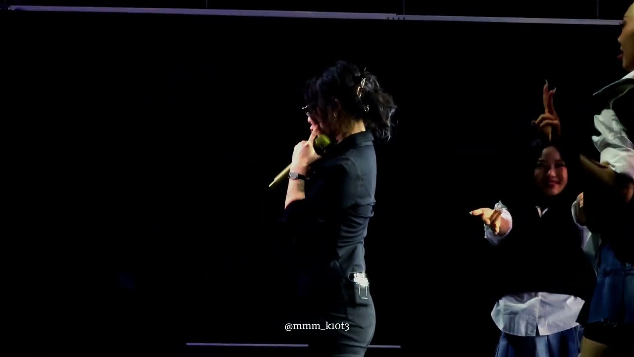20251213  Whee In FAN CON TOUR [OWHEECE] in KAOHSIUNG - MAMAMOO MEDLEY