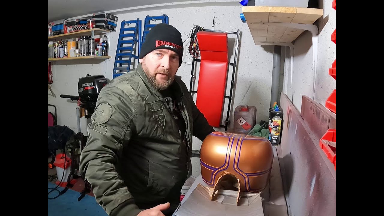 Teil 5 neuer Bobber Tank für die Harley Sportster Candy Red Lack [Bobber] [Harley Sportster]