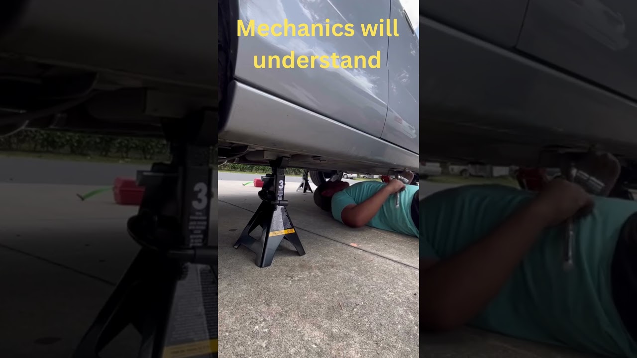 😂🙈Mechanics worst nightmare #scary #carguys #mechanic #car