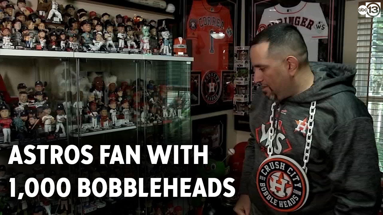 Astros fan has over 650 bobbleheads