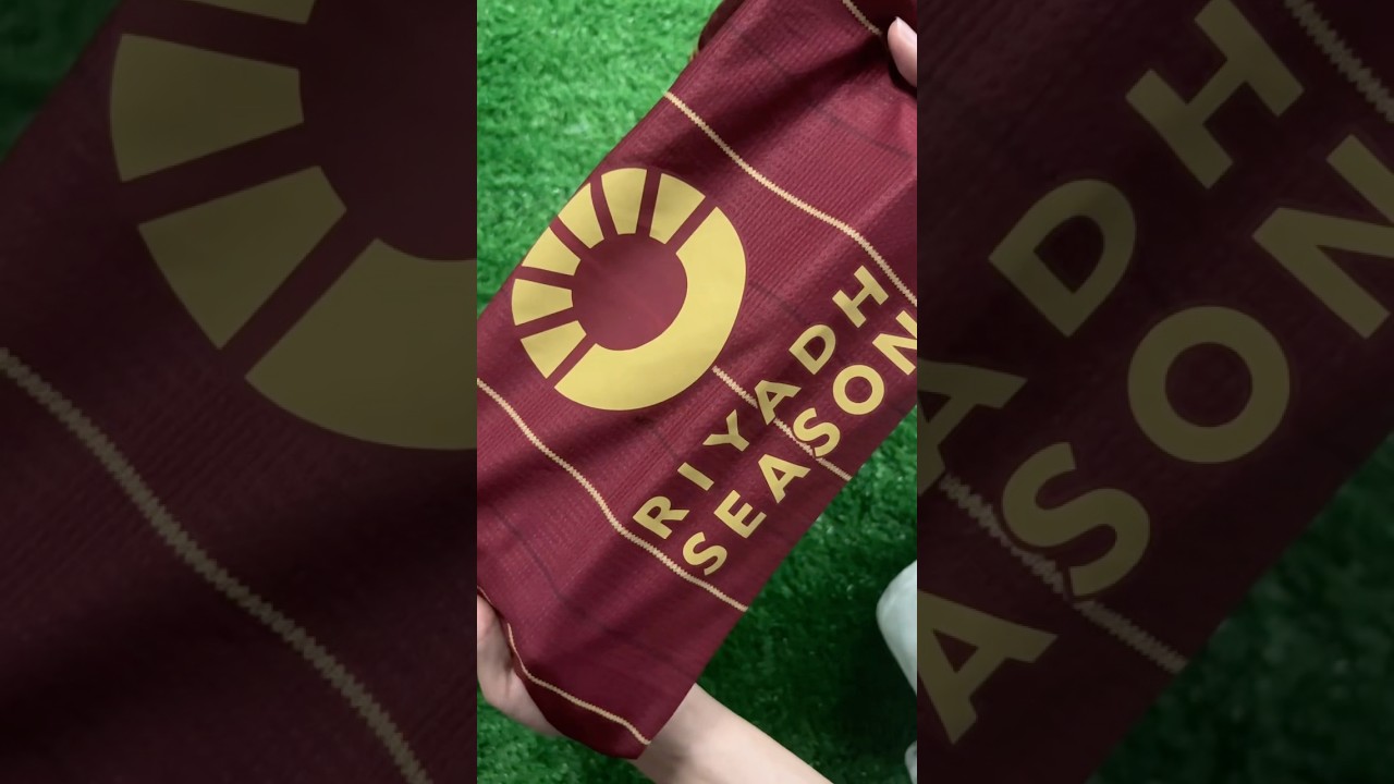 AS Roma😈24-25 Home Kit🔥⚽️  #asroma #football #footballjersey #soccer #soccerjersey