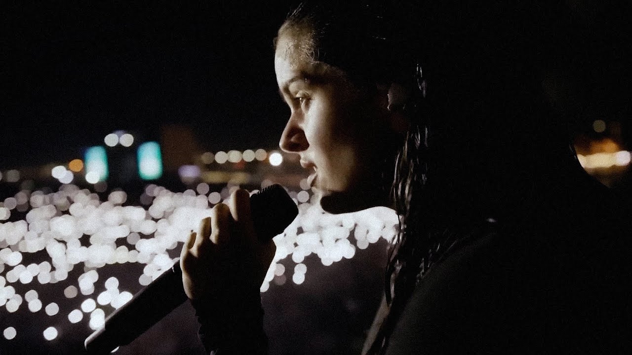 ROSAL&Iacute;A - Heroe | Live at Lollapalooza (Chile)