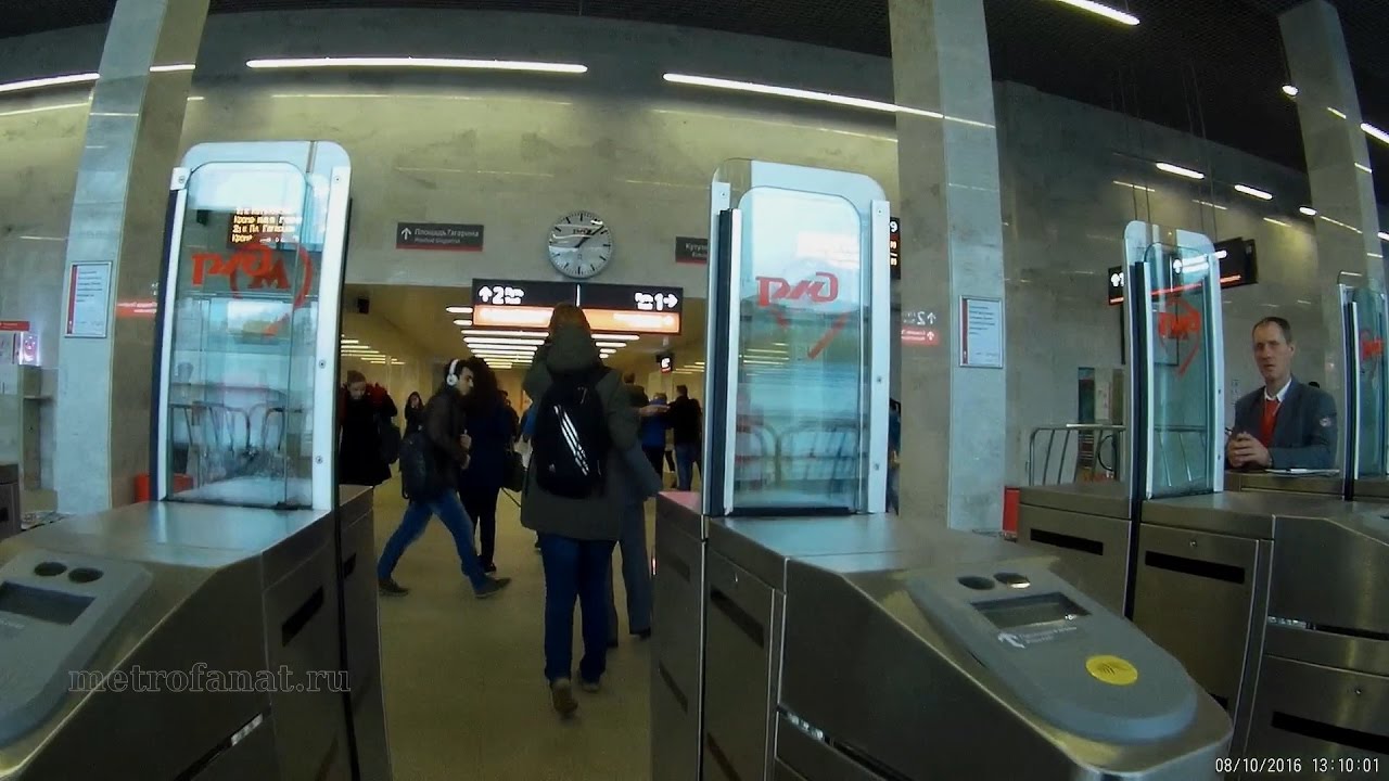 Переход от метро 
