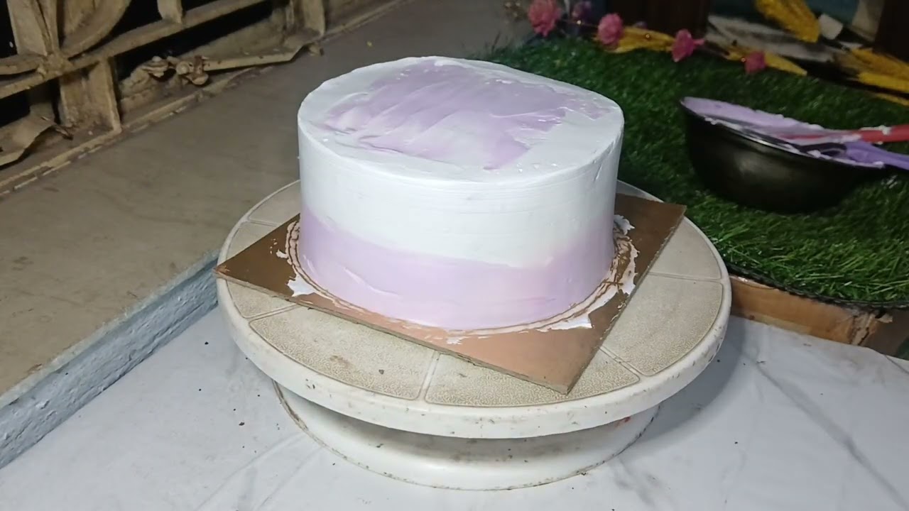 Purple rose cake 
