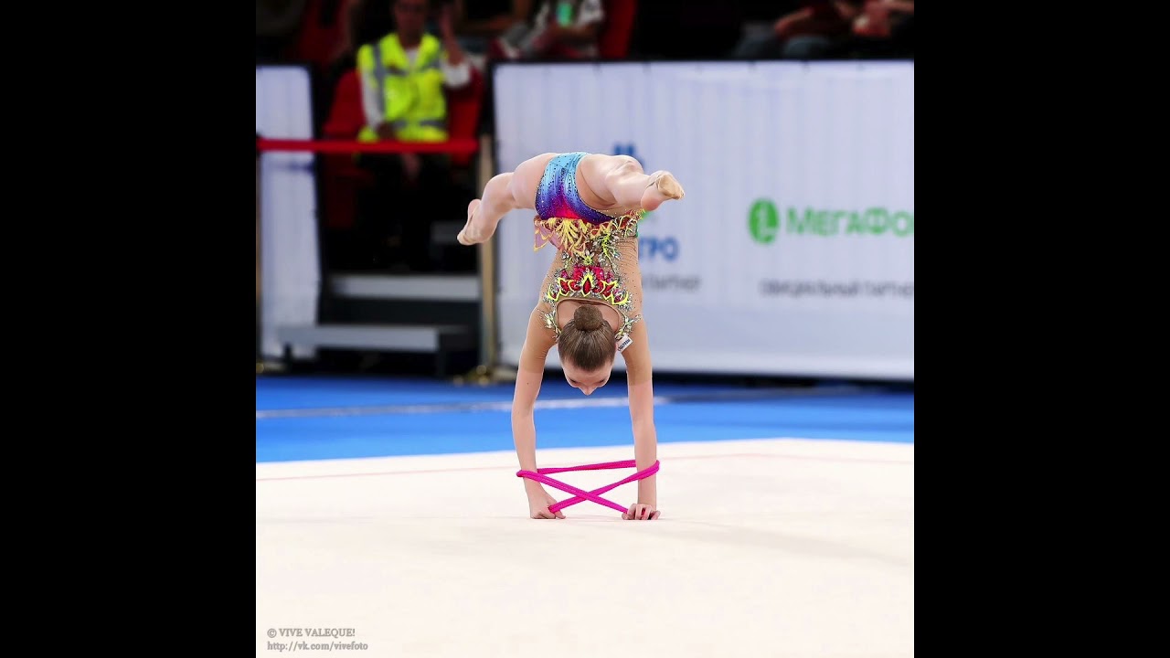 Rhythmic Gymnastics Music — La La La (With Words)