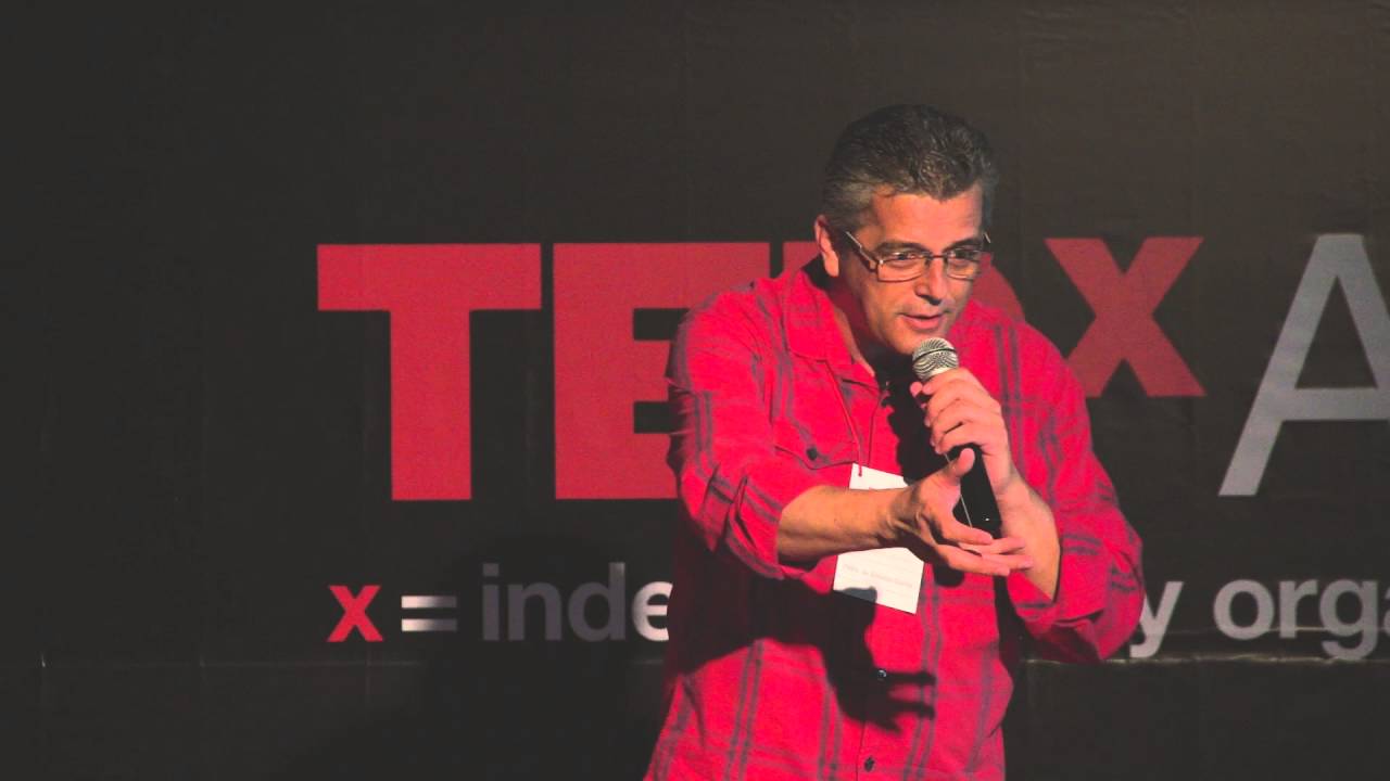 O poder das palavras | Pedro de Almeida Cunha | TEDxAEDB