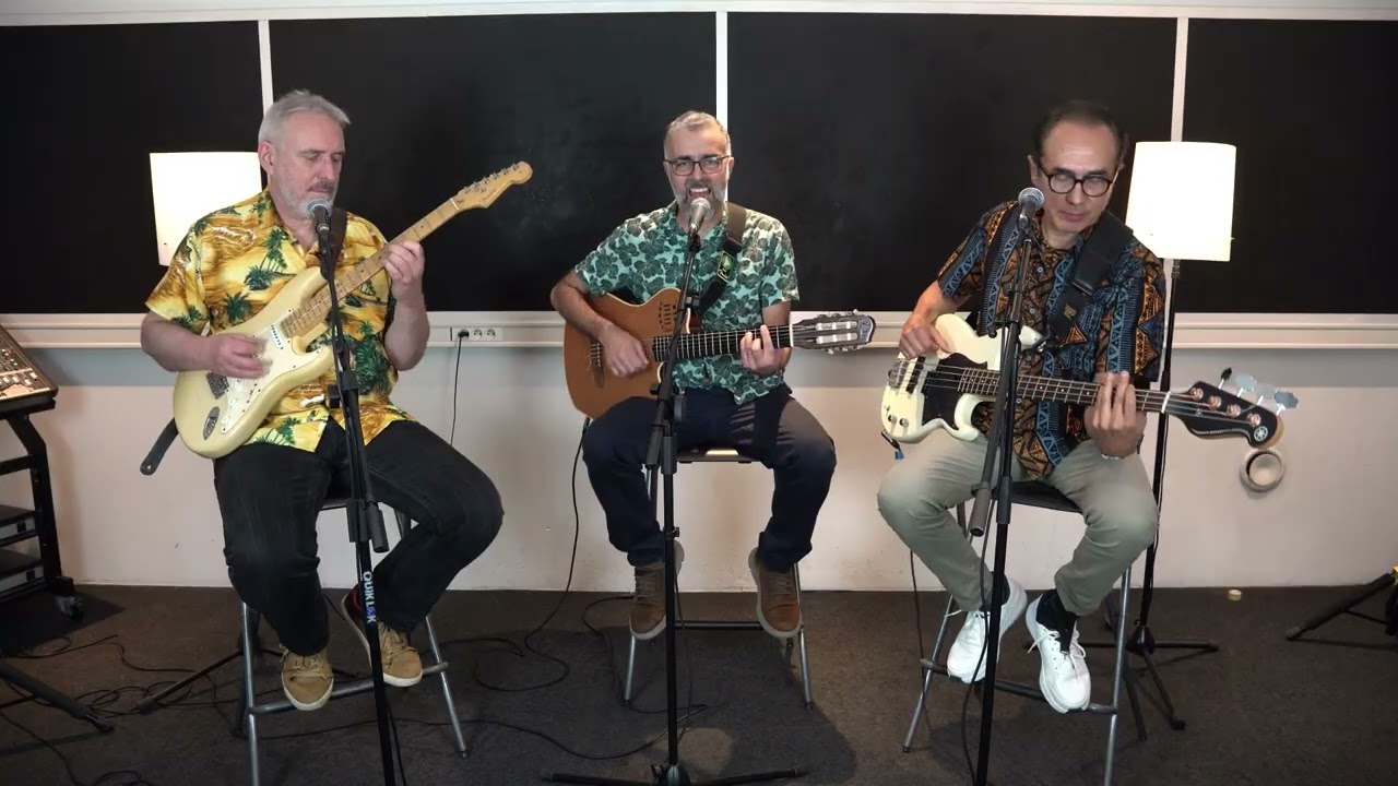 Favela Blues Latino call
