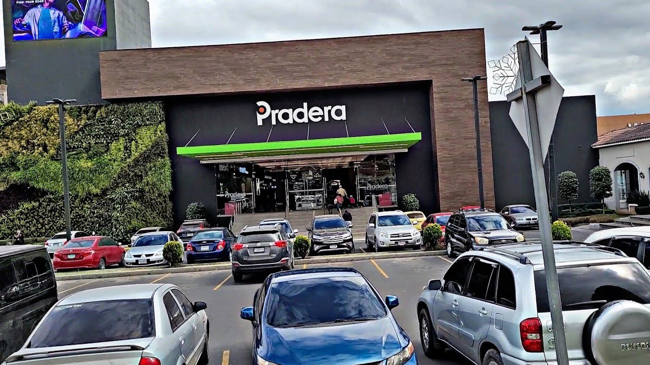 Llegando Al Centro Comercial Pradera Xela Zona Nueve