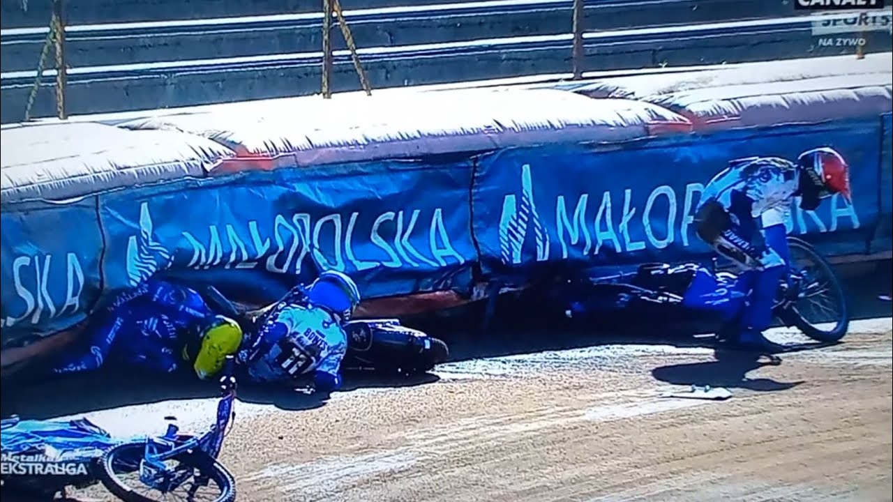 2 Ekstraliga Crash - Mateusz Szczepaniak, Andreas Lyager, Fraser Bowes 