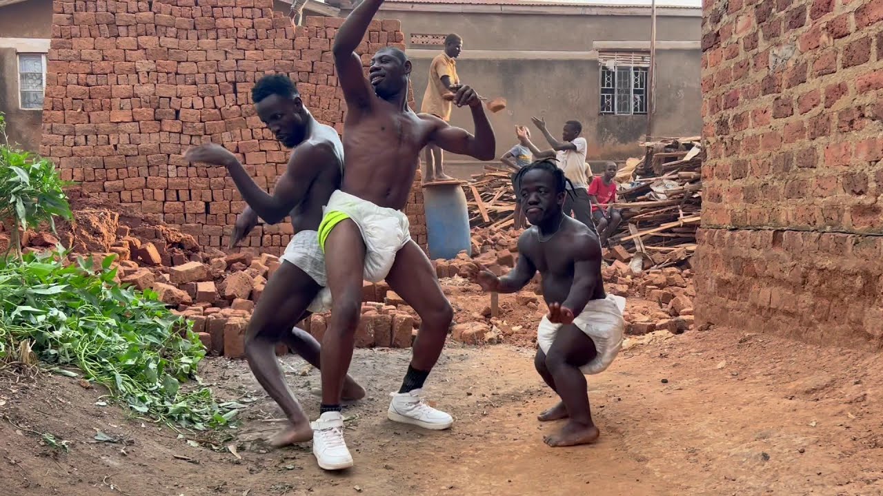 Kungulu kwangala dance video_Kawaala Boyz